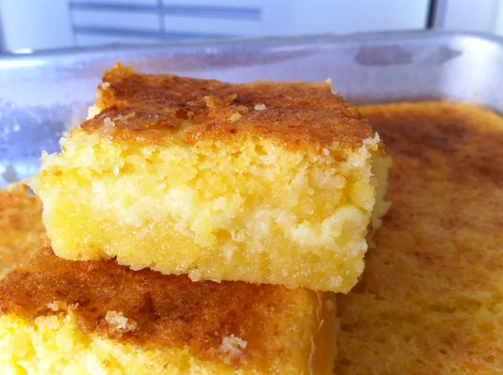 Bolo de Fubá Cremoso Simples e Rápido